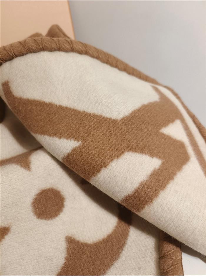 2026116111057263 240